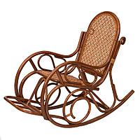 Кресла-качалки из ротанга с подножкой