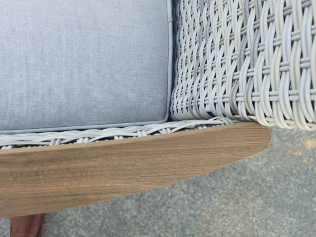 AMELIA обеденный комплект бежевого цвета на 4 персоны AMELIA обеденный комплект бежевого цвета на 4 персоны