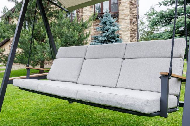 Качели LOAN трехместные из стали Качели LOAN трехместные из стали