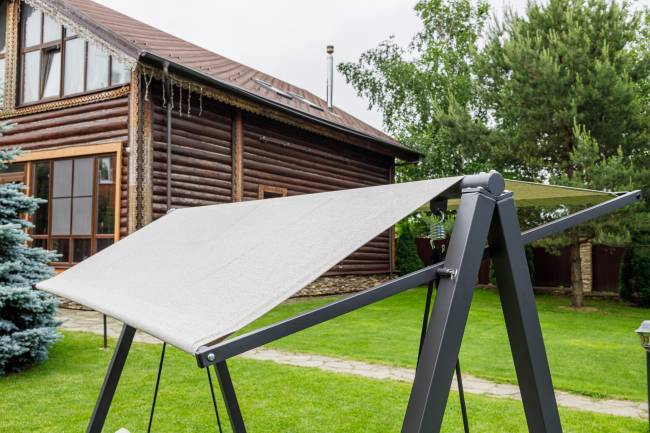 Качели LOAN трехместные из стали Качели LOAN трехместные из стали