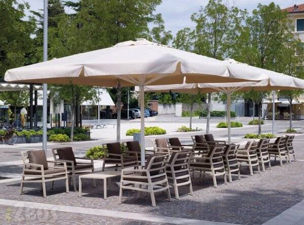 Зонт с центральной опорой 4 х 4