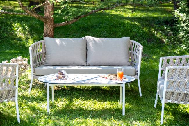 "Диего" лаунж-зона 4-местная плетеная из роупа (веревки), каркас алюминиевый белый, роуп бежевый "Диего" лаунж-зона 4-местная плетеная из роупа (веревки), каркас алюминиевый белый, роуп бежевый