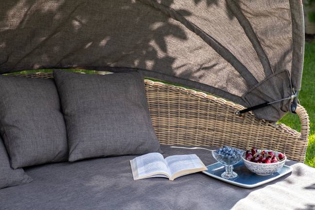 "Стильяно" плетеная кровать круглая, цвет соломенный "Стильяно" плетеная кровать круглая, цвет соломенный